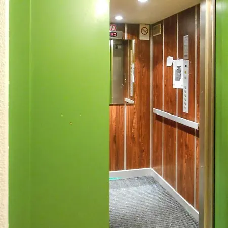 Emplacement Hypercentre Avec Parking Privatif Souterrain